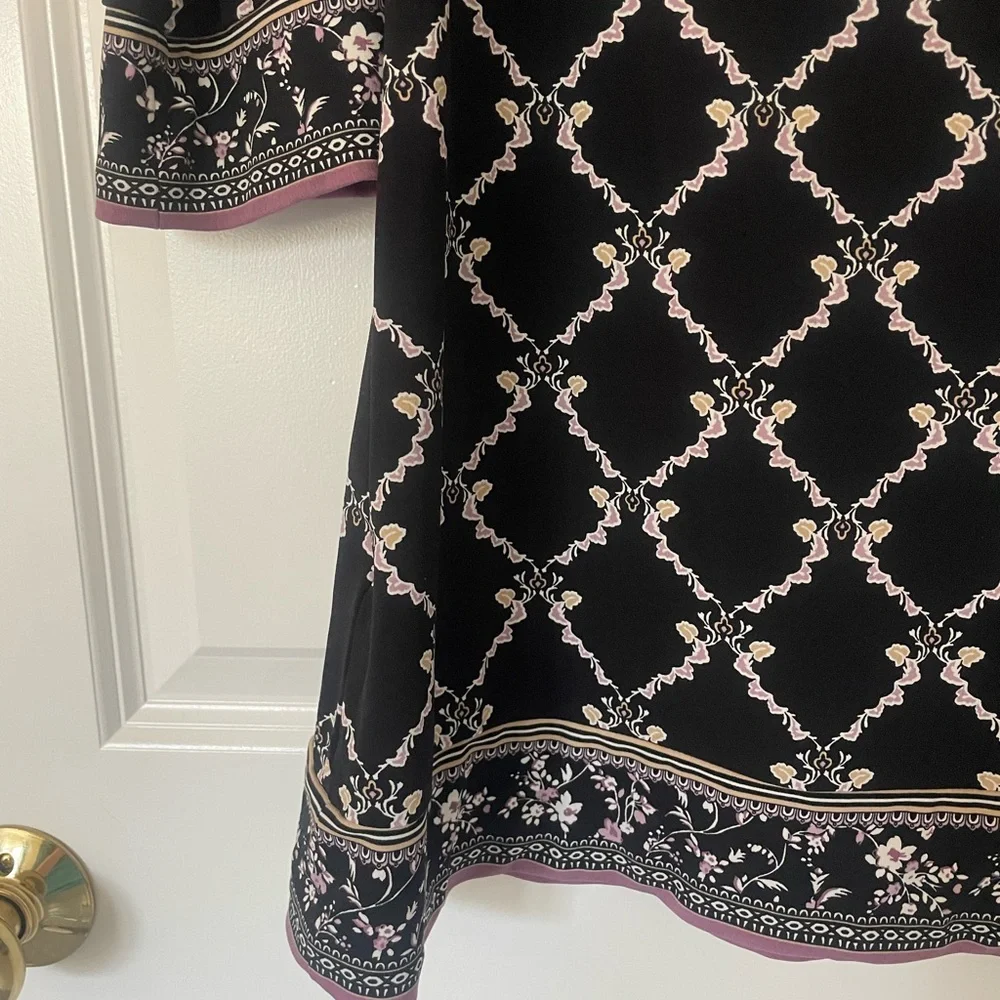 Patterned Mini Dress - Picture 4 of 4